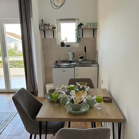 شقة Crkvina تريبينيي